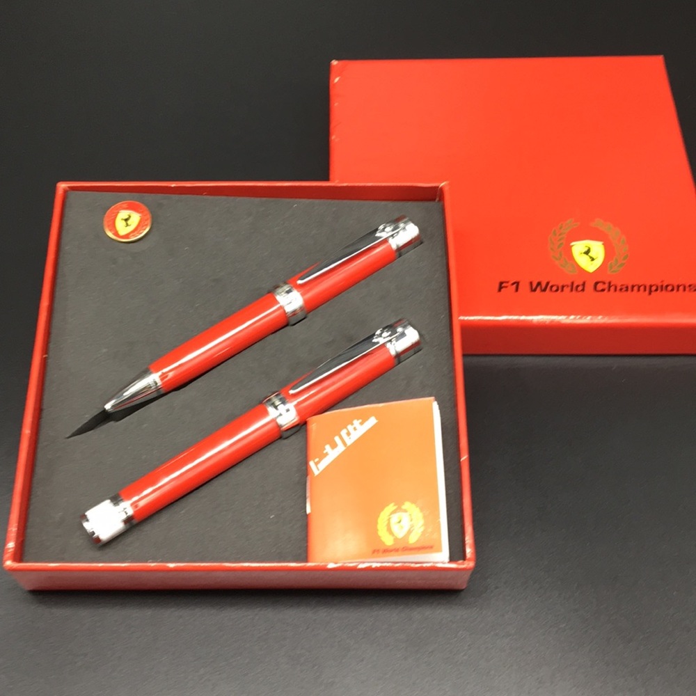 NWOT - Ferrari by Artena Pen Set